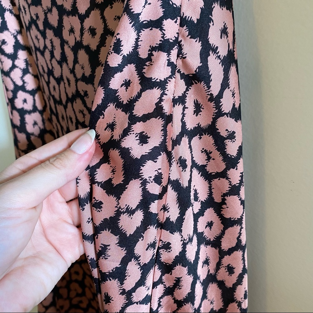‼️LAST CALL‼️ Bloomingdales Cotton Candy LA Leopard Midi Skirt - Picture 5 of 7